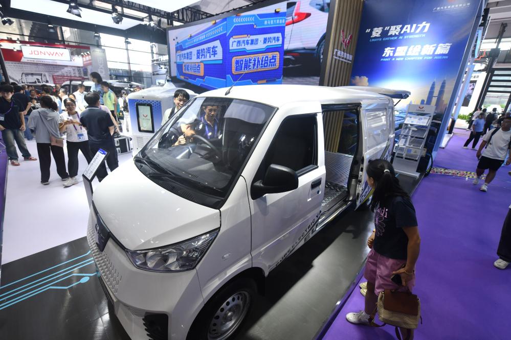 会里会外看东博会：一辆车 行天下