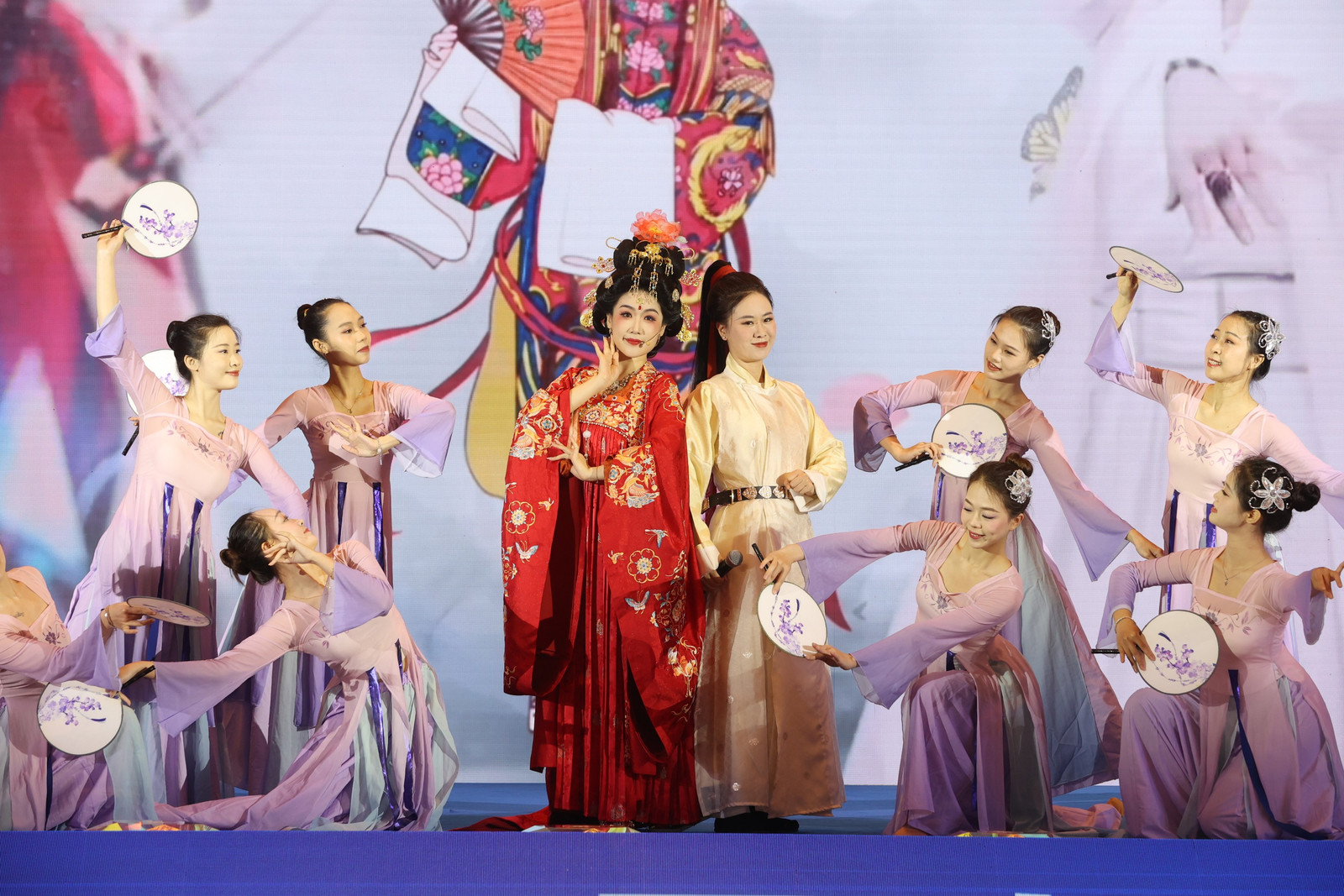 歌舞汇演《臻宝赋》