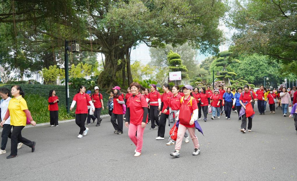 南宁市妇联组织开展“实干开新局 巾帼建新功”系列活动