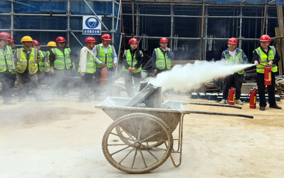 中交一公局四公司南宁十四中建政校区项目开展消防安全知识专题培训